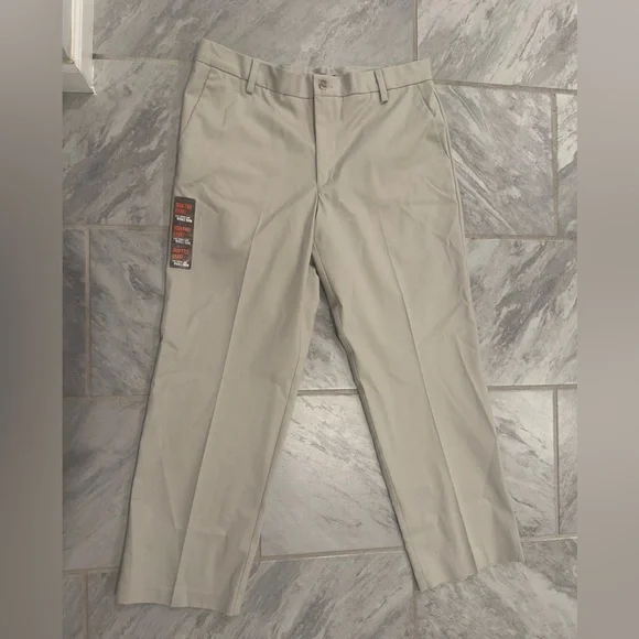 Dockers | Pants | Nwt Dockers Men Wrinkle Free Beige Khaki Straight Fit  Dress Pants D2 Size36wx29l | Poshmark